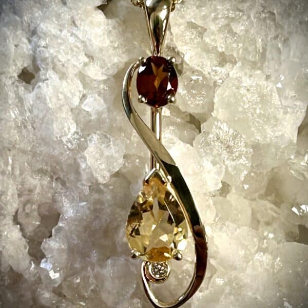 Garnet Citrine Pendant Set In 14K Gold