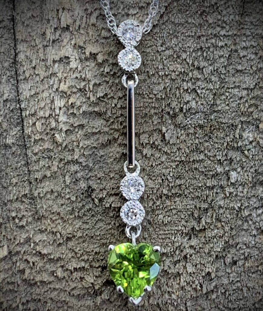 Peridot &Amp; Diamond Necklace 14K White Gold