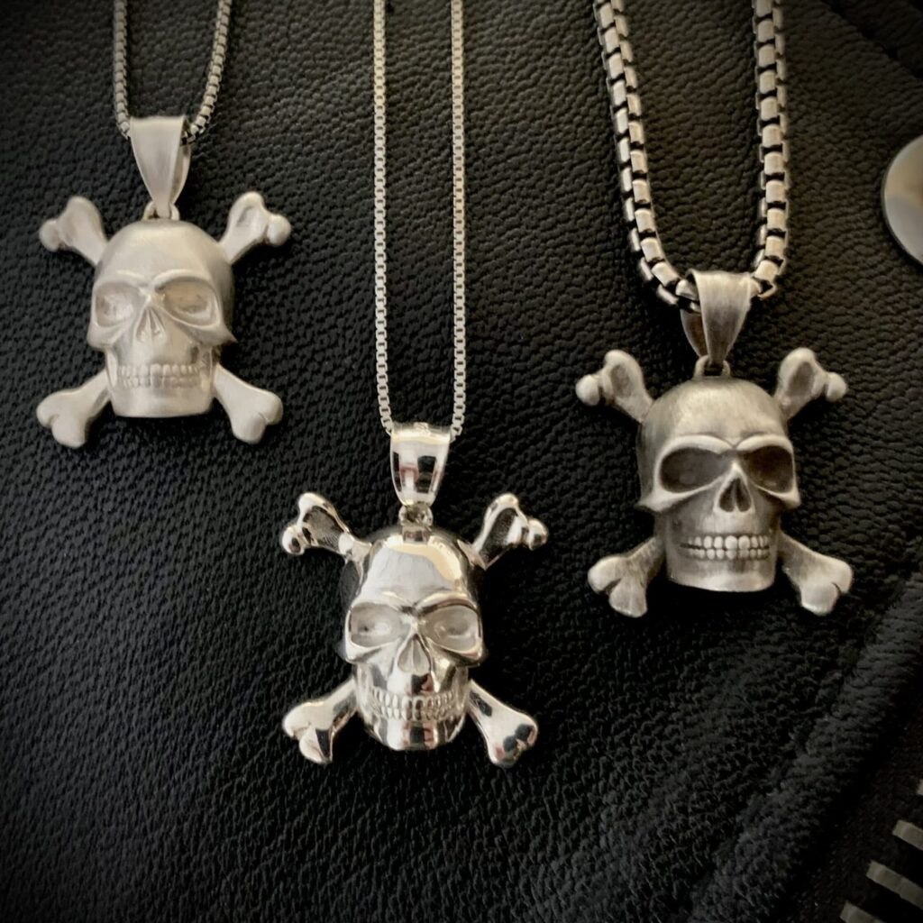 Silver Skull &Amp; Crossbones Pendants Finish Rivers Edge Gems